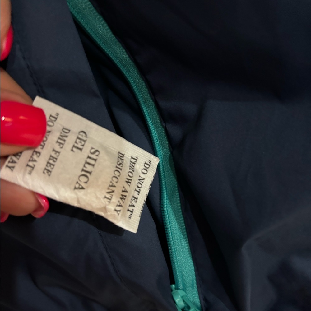 Women’s NWOT Pullover - Picture 6 of 7